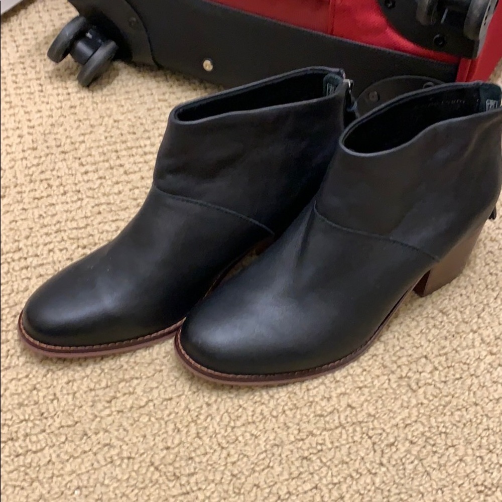 Black Toms Leather Boots